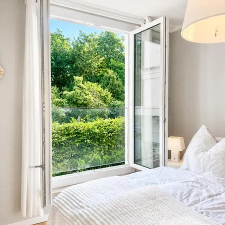 Apartament Trifft Moderne!